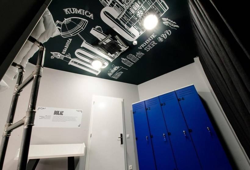 Main Square Hostel