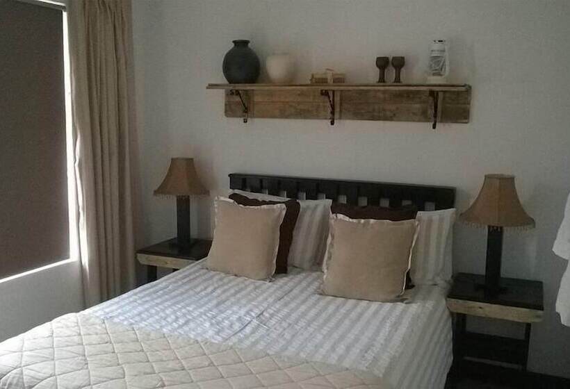 بنسيون African Sun Guest House