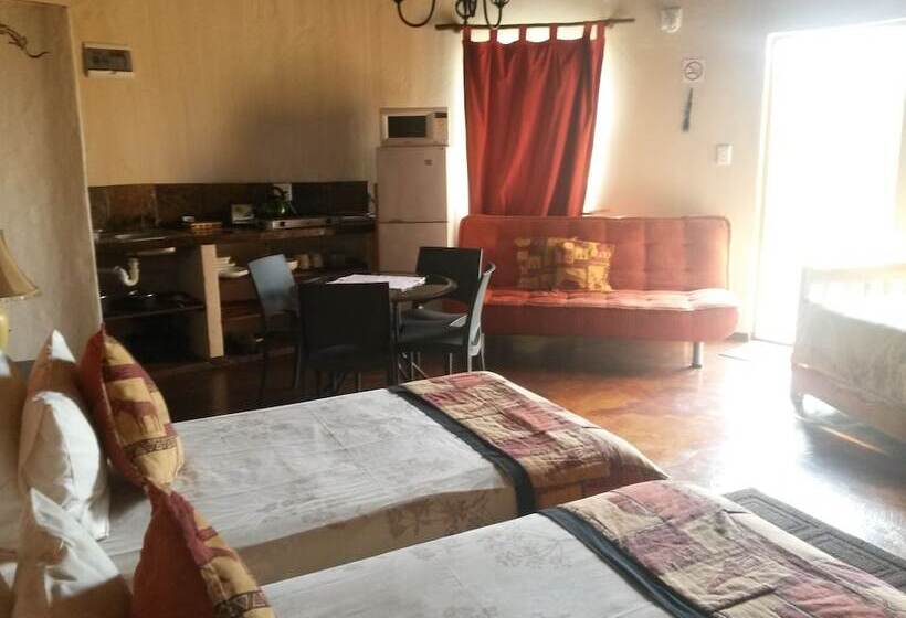 بنسيون African Sun Guest House