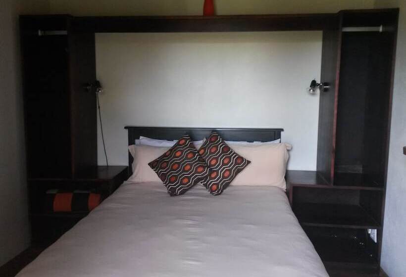 بنسيون African Sun Guest House