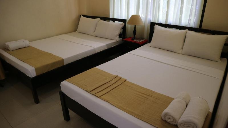 بنسيون Emerill Inn