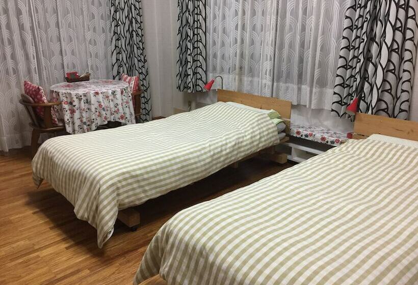 펜션 Ladies Inn Motomachi Caters To Women