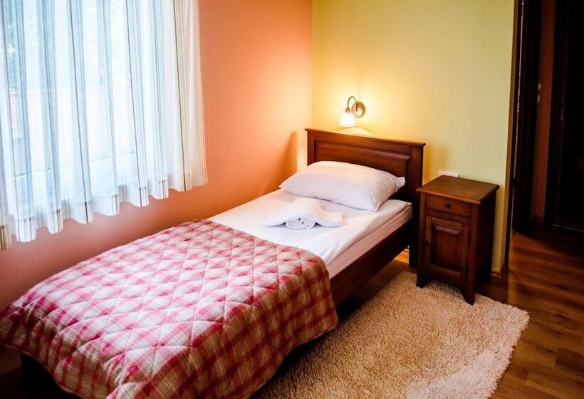 پانسیون Motel Monako