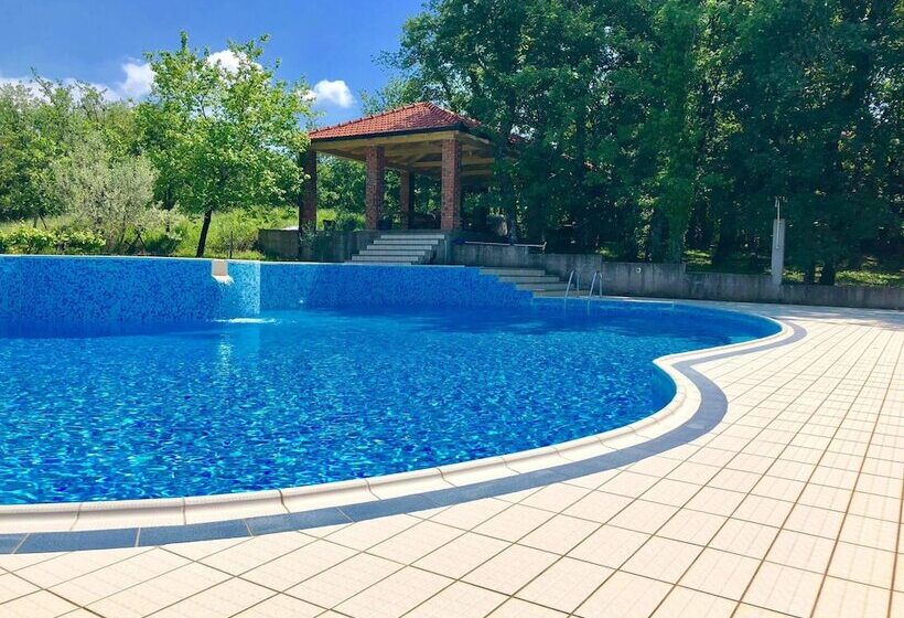 پانسیون Motel Monako