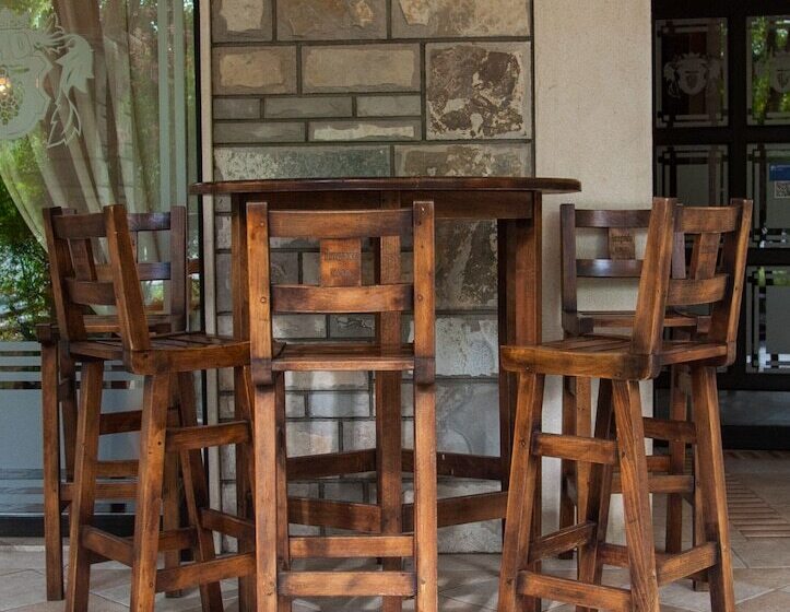 پانسیون Motel Monako