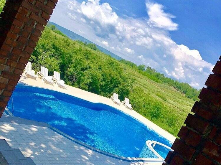 پانسیون Motel Monako