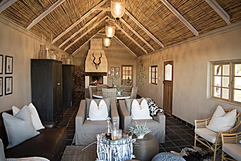 بنسيون Sweetfontein Boutique Farm Lodge