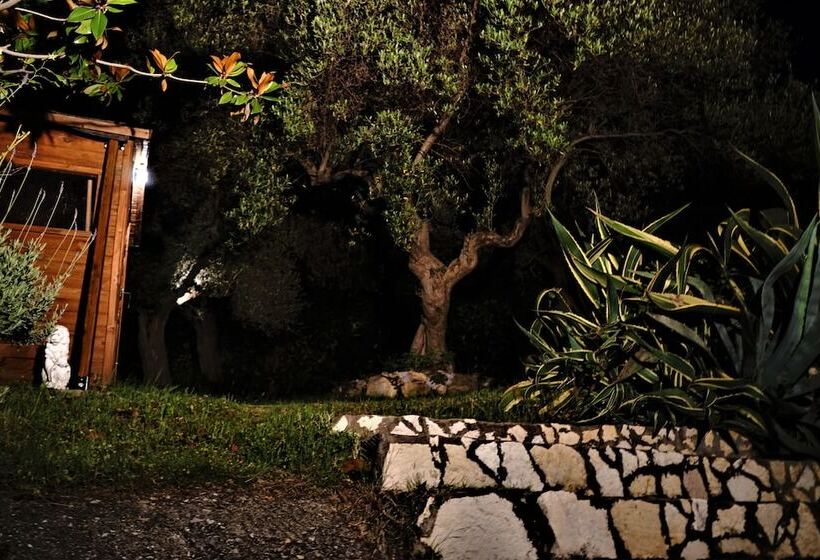 Pension Karvounoskala