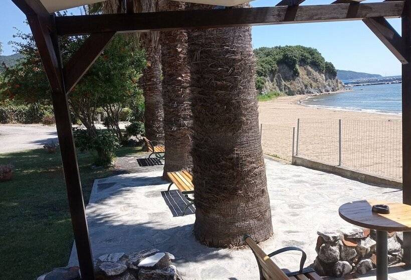 Pension Karvounoskala