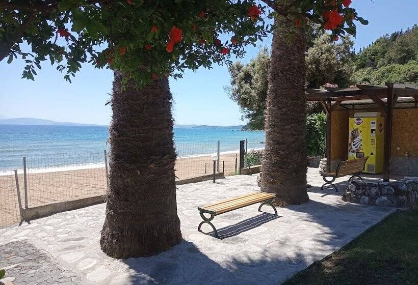 Pension Karvounoskala