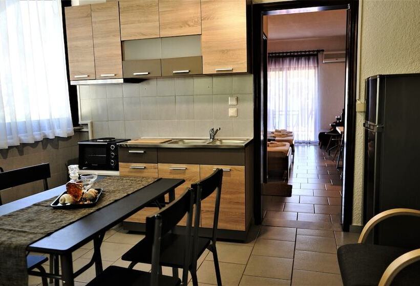 Pension Karvounoskala