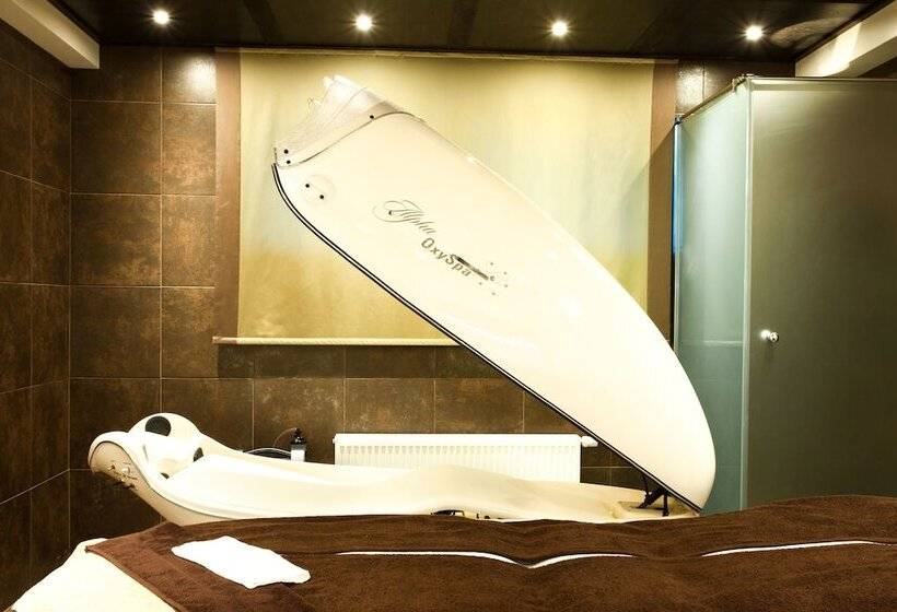 منتجع Tsarstvo Korolevstvo