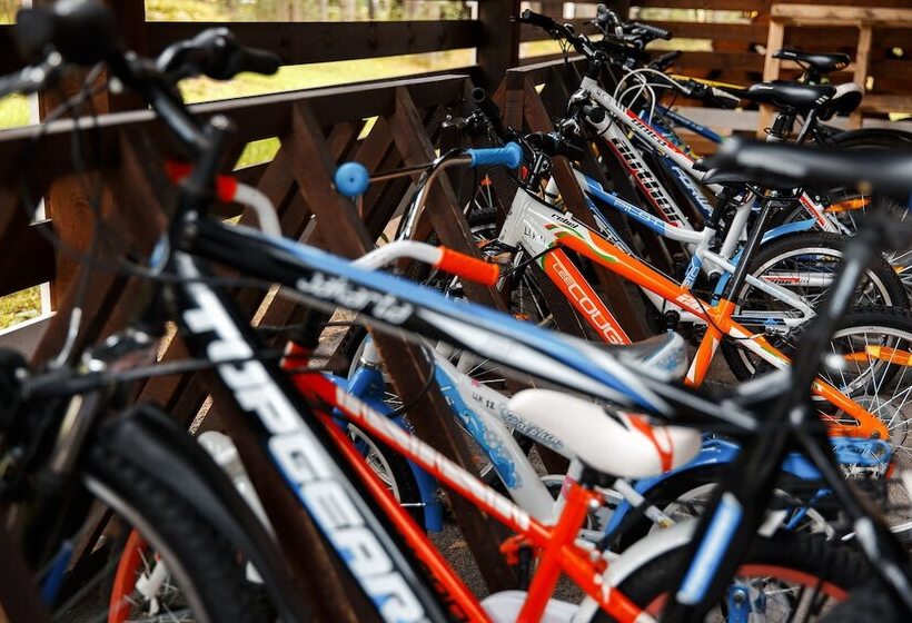 منتجع Tsarstvo Korolevstvo