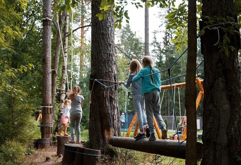 منتجع Tsarstvo Korolevstvo