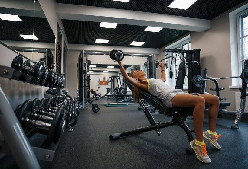 منتجع Tsarstvo Korolevstvo