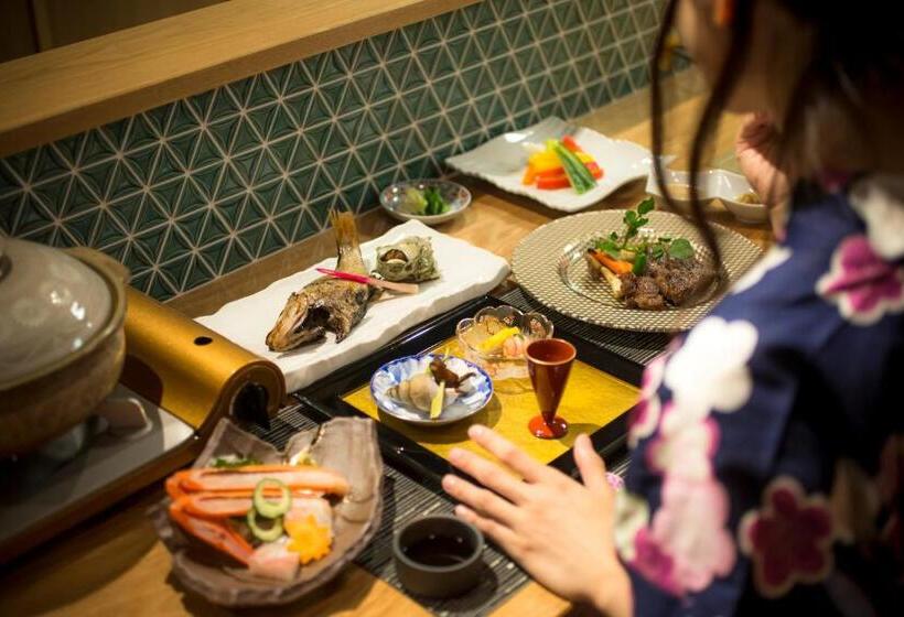 ريوكان Kinosaki Onsen Hanakouji Saigetsu