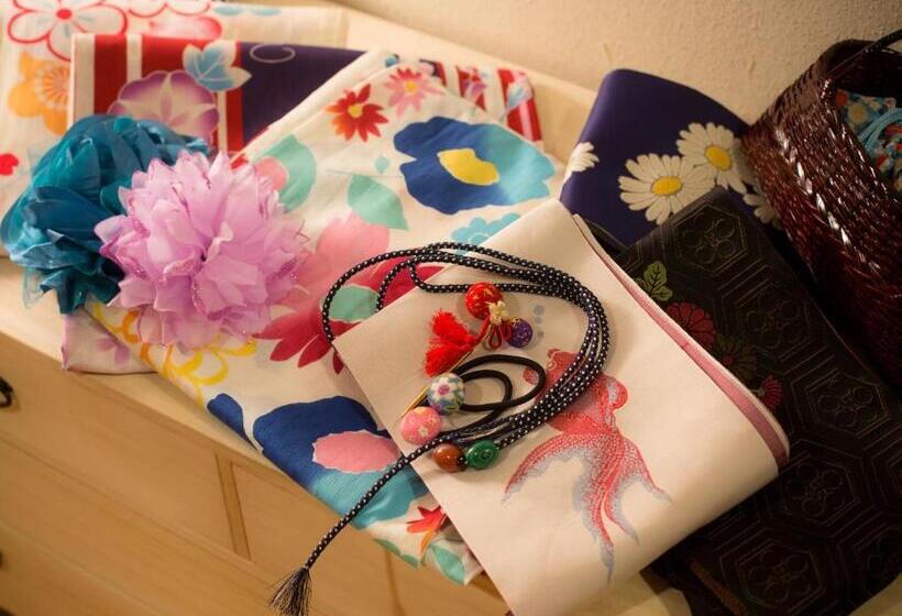 ريوكان Kinosaki Onsen Hanakouji Saigetsu