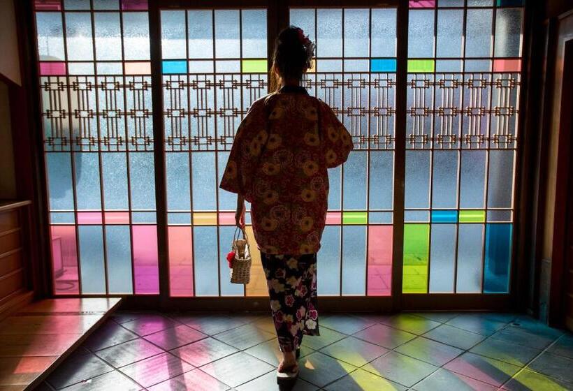 ريوكان Kinosaki Onsen Hanakouji Saigetsu