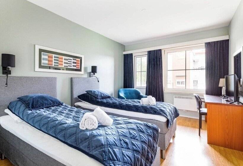 Storebaug Hotell & Kro