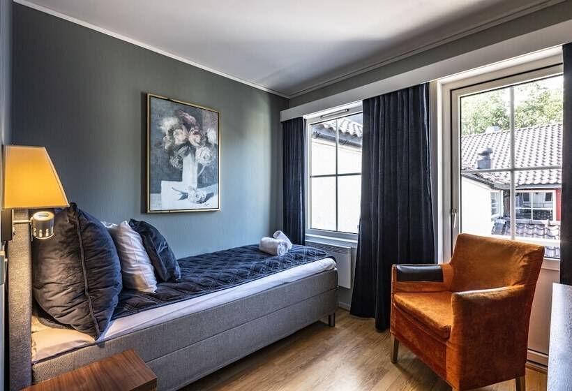 Storebaug Hotell & Kro