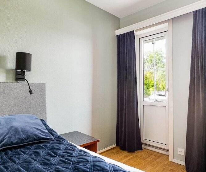 Storebaug Hotell & Kro