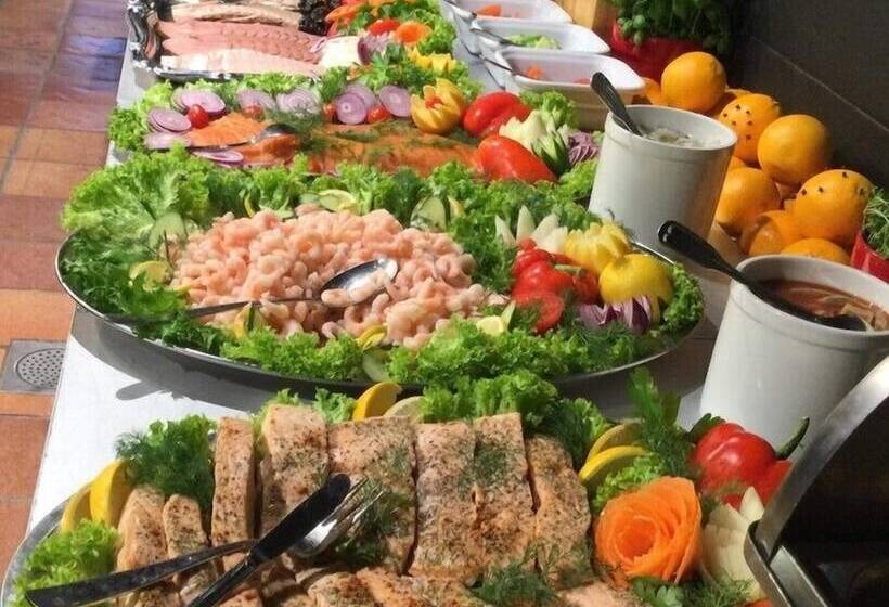 Storebaug Hotell & Kro