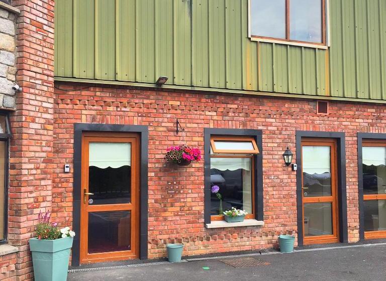 Tara View Apartments