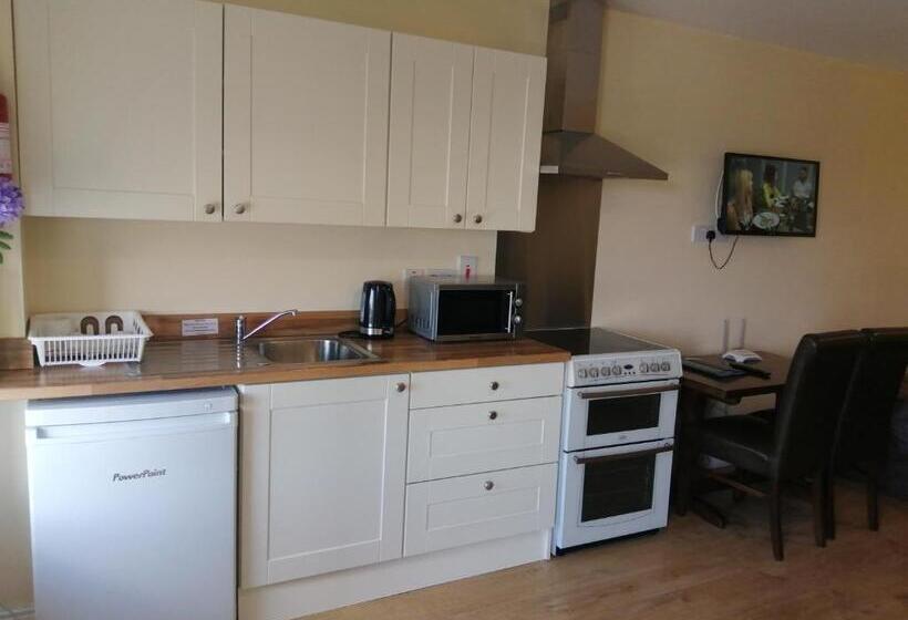 Tara View Apartments