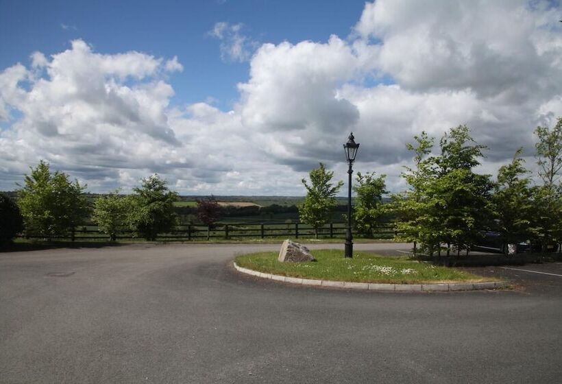 Tara View Apartments