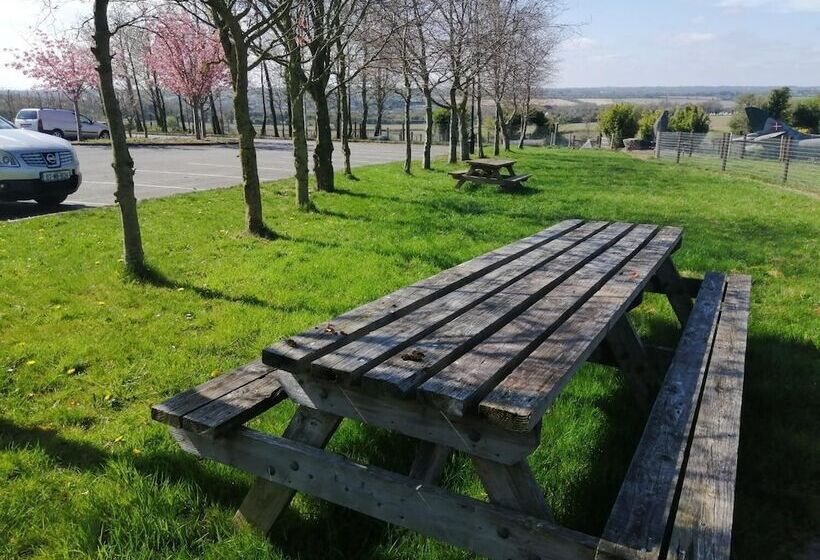 Tara View Apartments