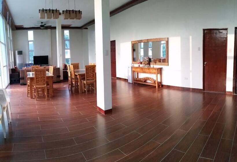 The Inn At Calayo