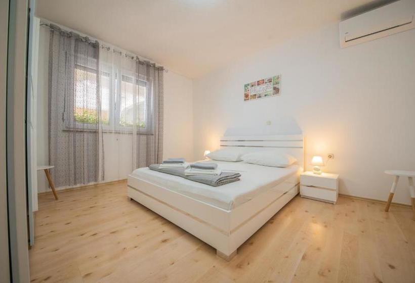 Villa Karmen Poolhouse