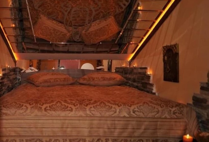 Vip Guest House Nevsky   Hostel