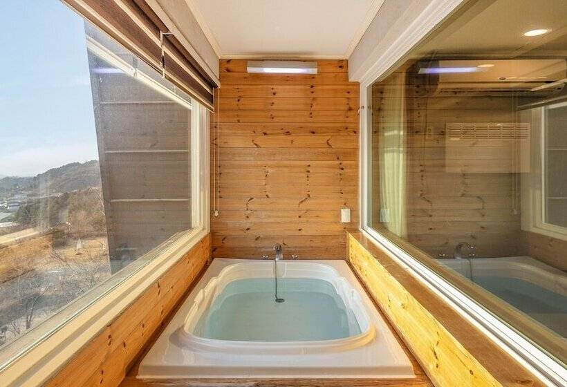 Wonju Quirinale Pension