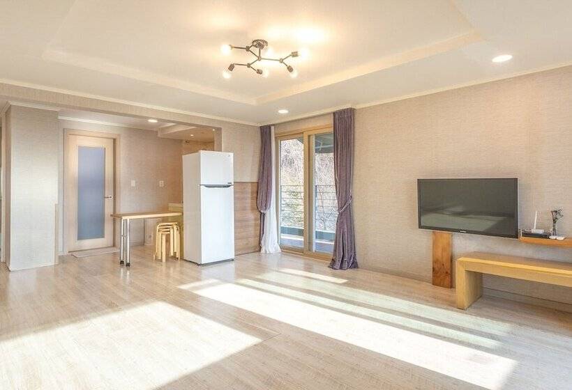 Wonju Quirinale Pension