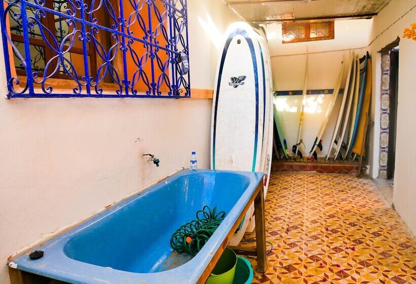 Общежитие Sunset Surfhouse Morocco