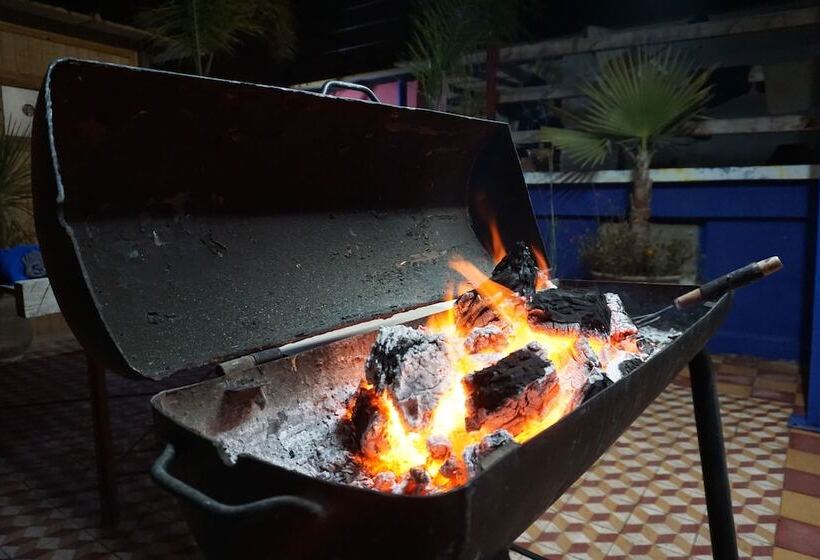 هاستل Sunset Surfhouse Morocco