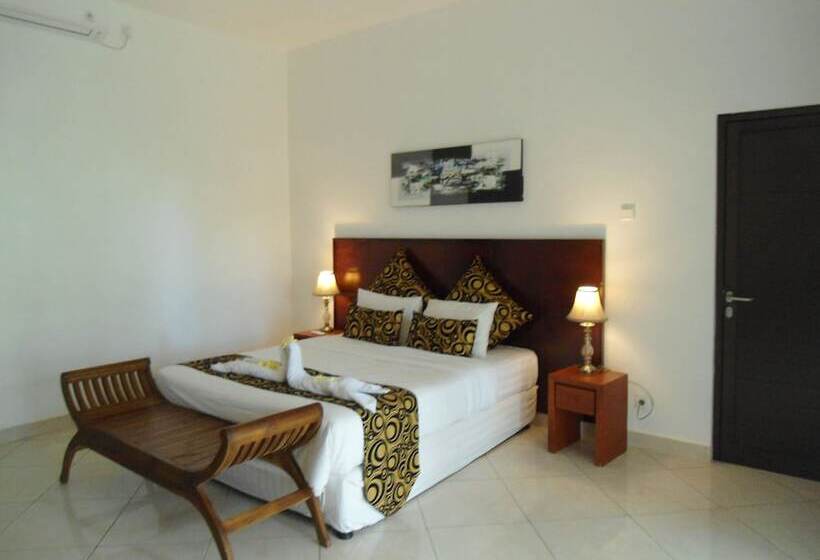 Arya Residence
