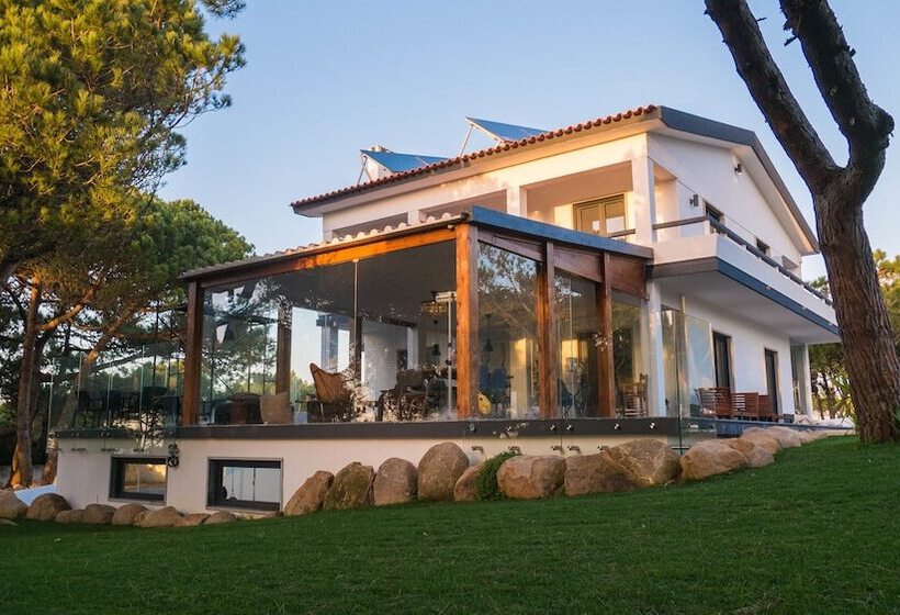 تختخواب و صبحانه Azen Cool House