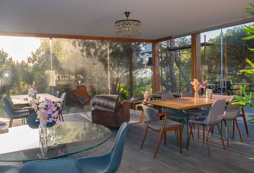 تختخواب و صبحانه Azen Cool House