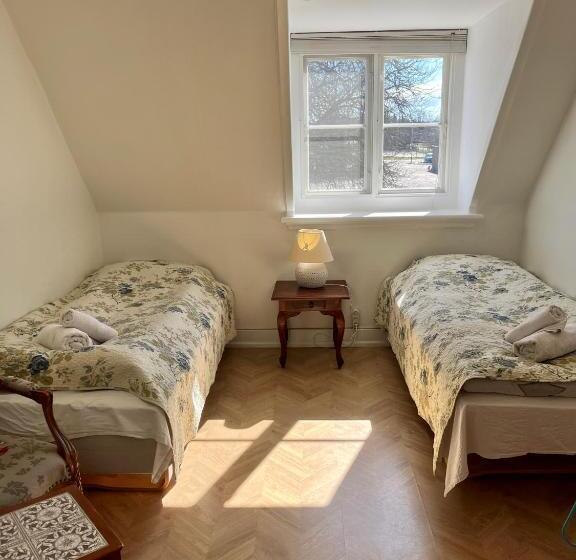 Bed and Breakfast Bellinge House