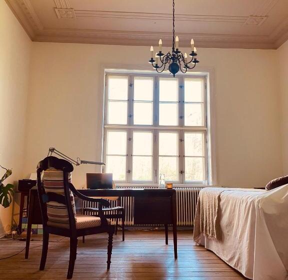 Bed and Breakfast Bellinge House