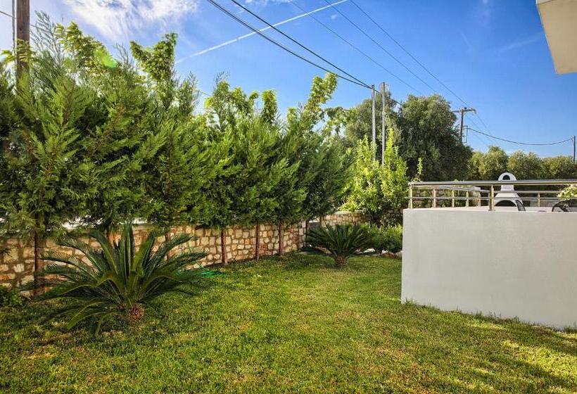 Haraki Stone Apartments