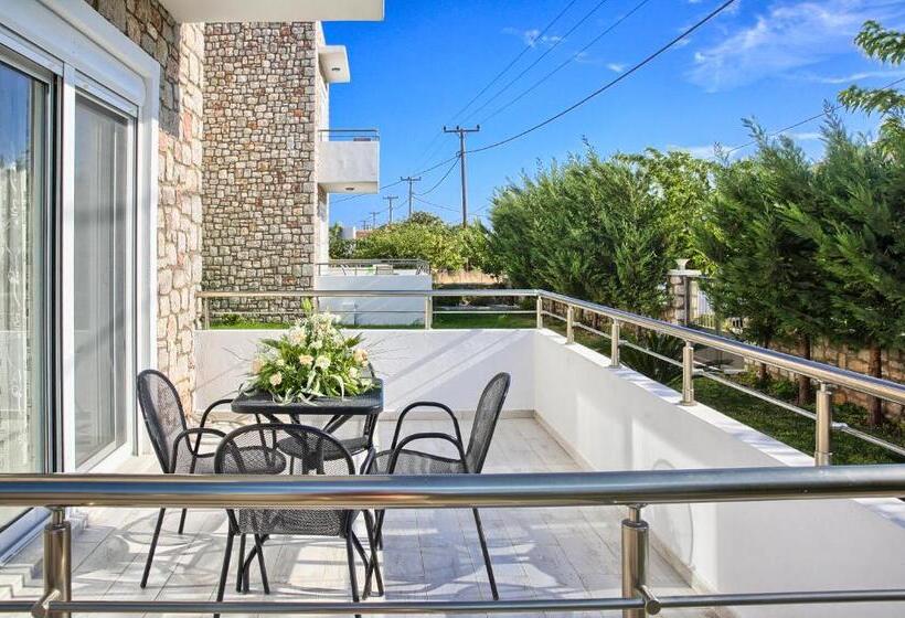 Haraki Stone Apartments