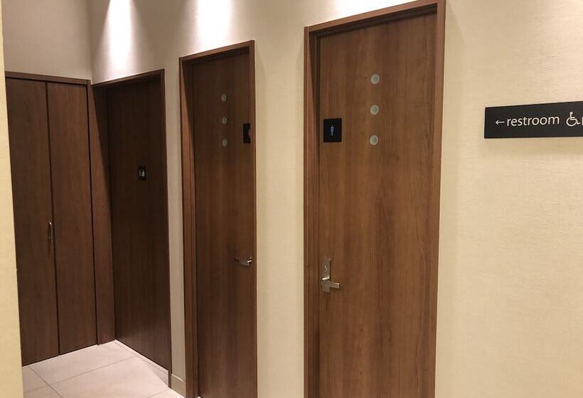 ホテル Almont Inn Shonanfujisawa