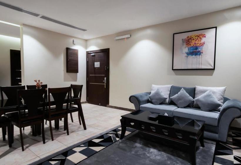 Отель Bayat Suites