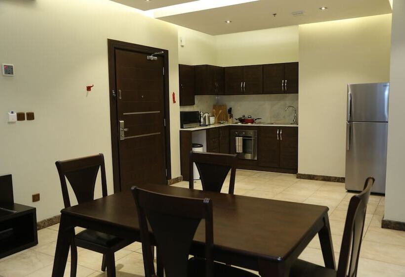 Отель Bayat Suites