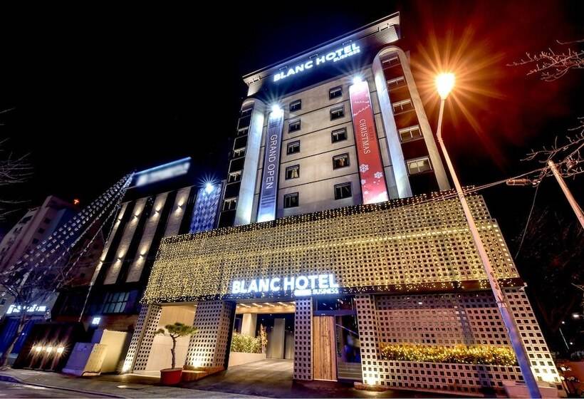 هتل Blanc Business