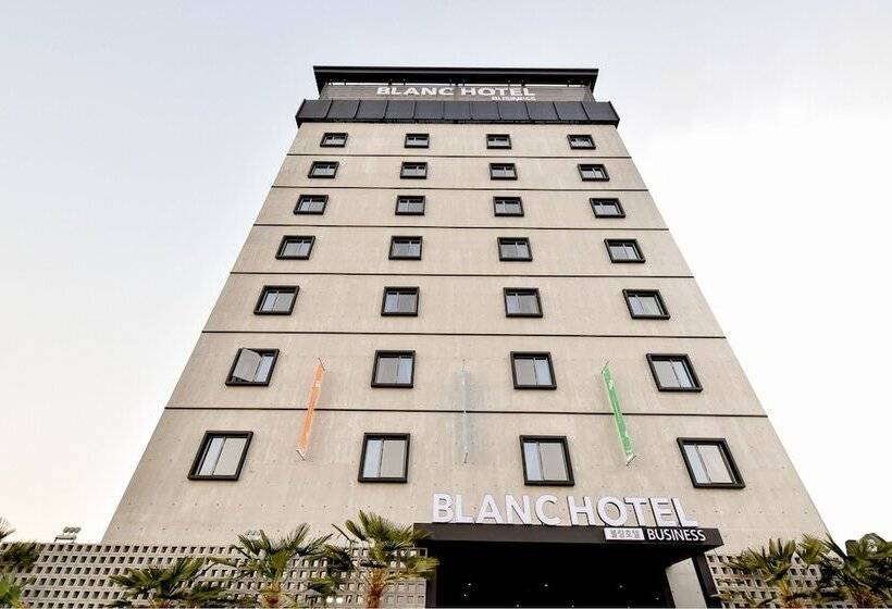 هتل Blanc Business