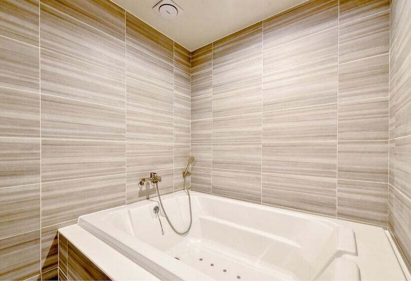 هتل Blanc Business